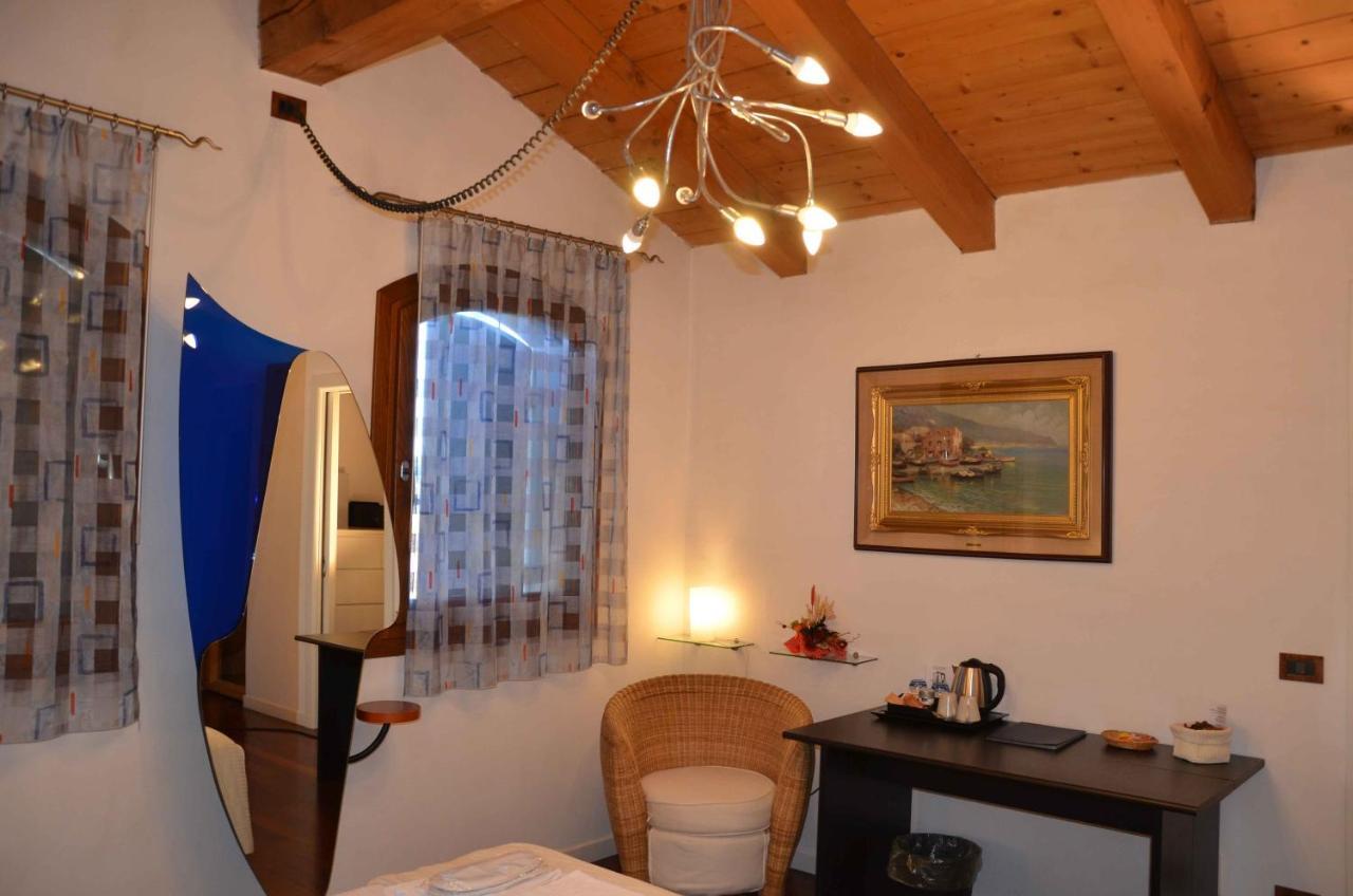 B&B Melograno Mc รูบาโน ภายนอก รูปภาพ