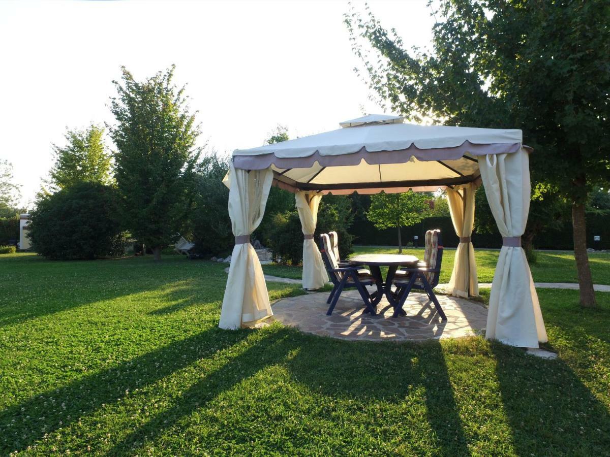 B&B Melograno Mc รูบาโน ภายนอก รูปภาพ